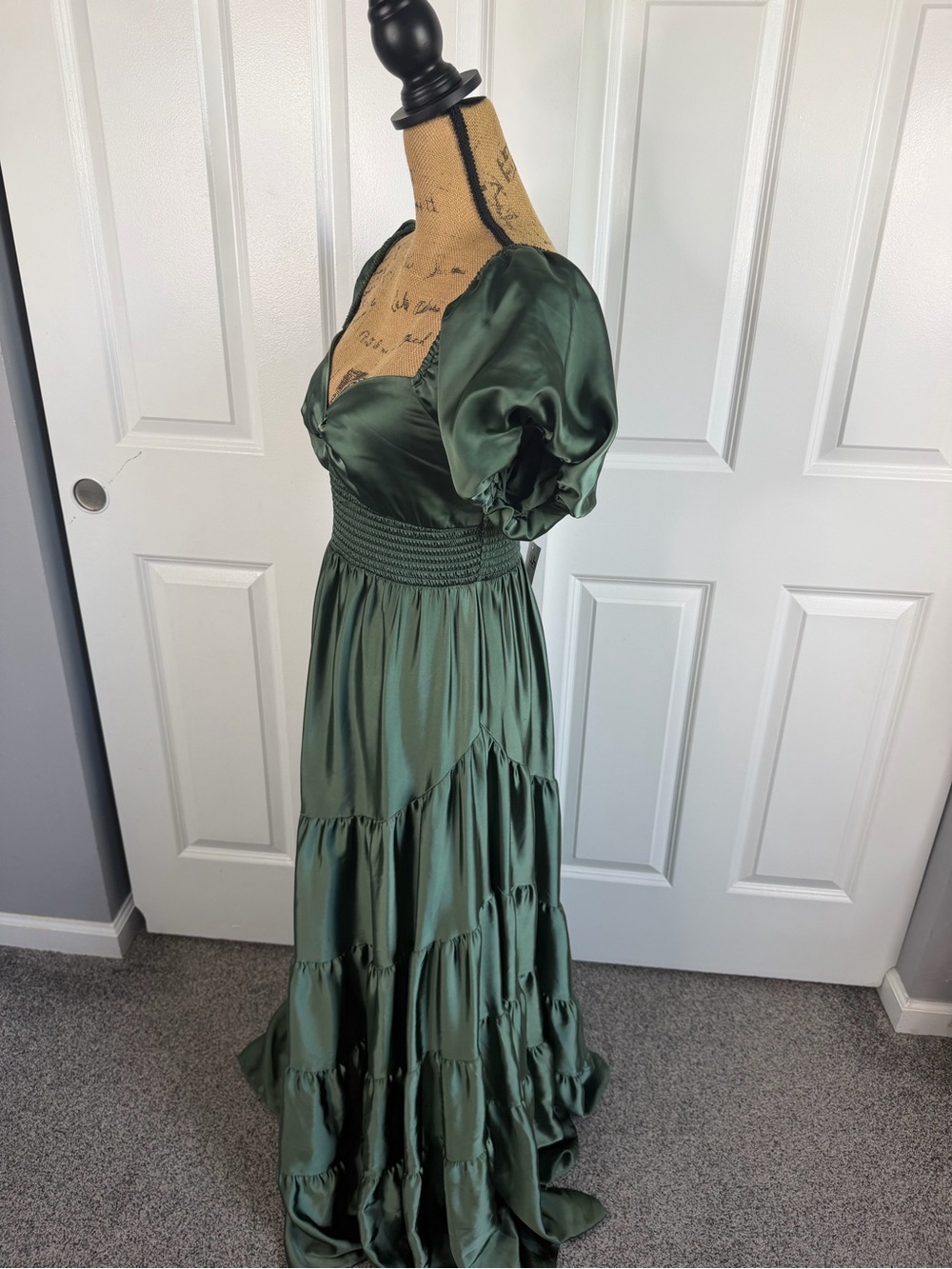 Free People Green Satin Puff Sleeve Tiered Maxi Dress Size M NWOT - Picture 7 of 16